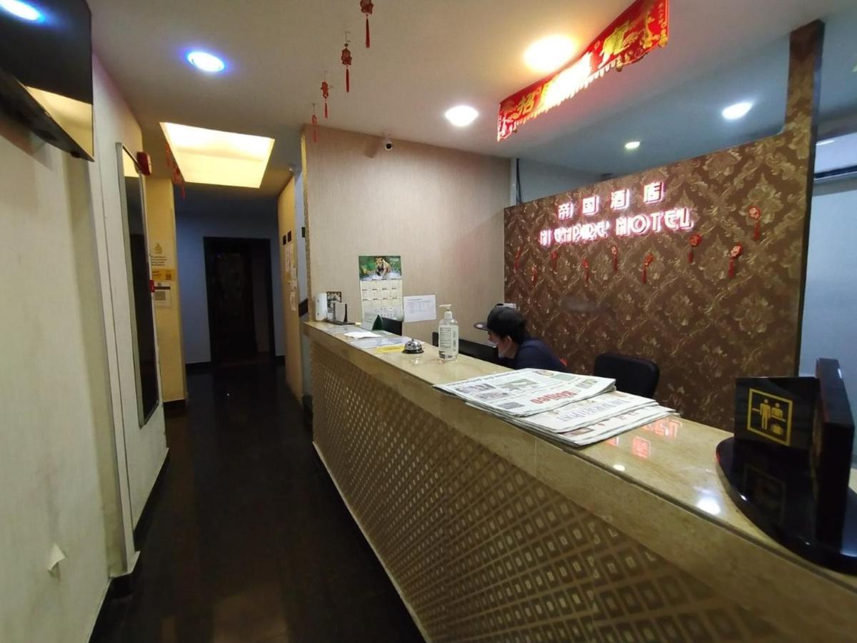 Super Oyo 90668 Joy Inn Miri Εξωτερικό φωτογραφία