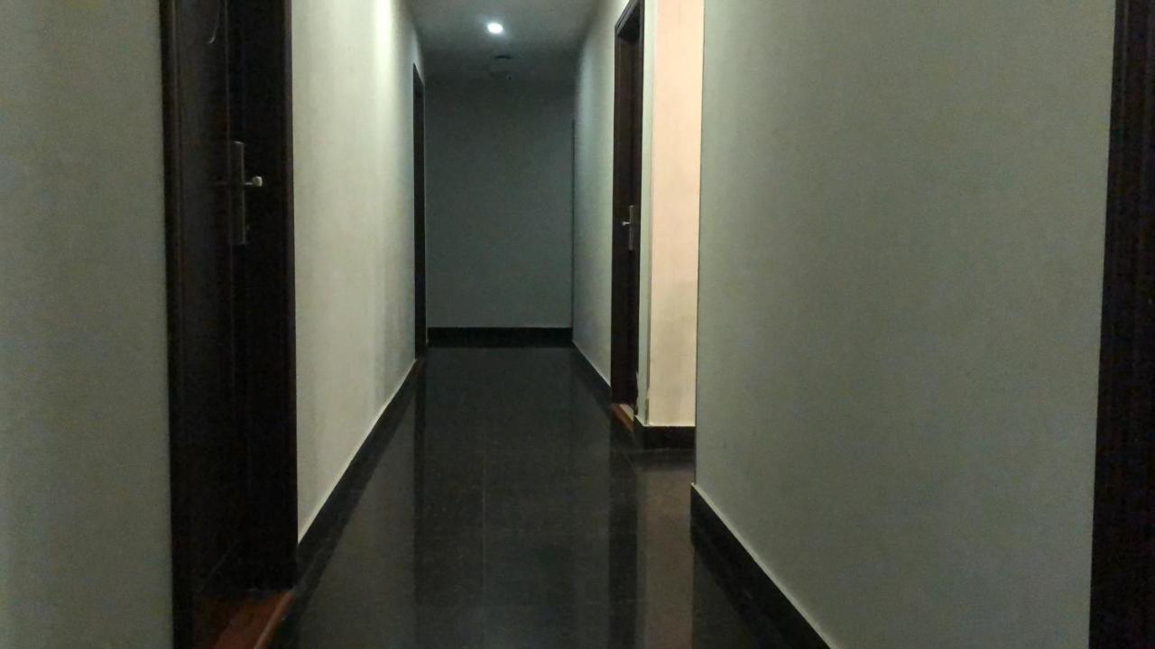 Super Oyo 90668 Joy Inn Miri Εξωτερικό φωτογραφία