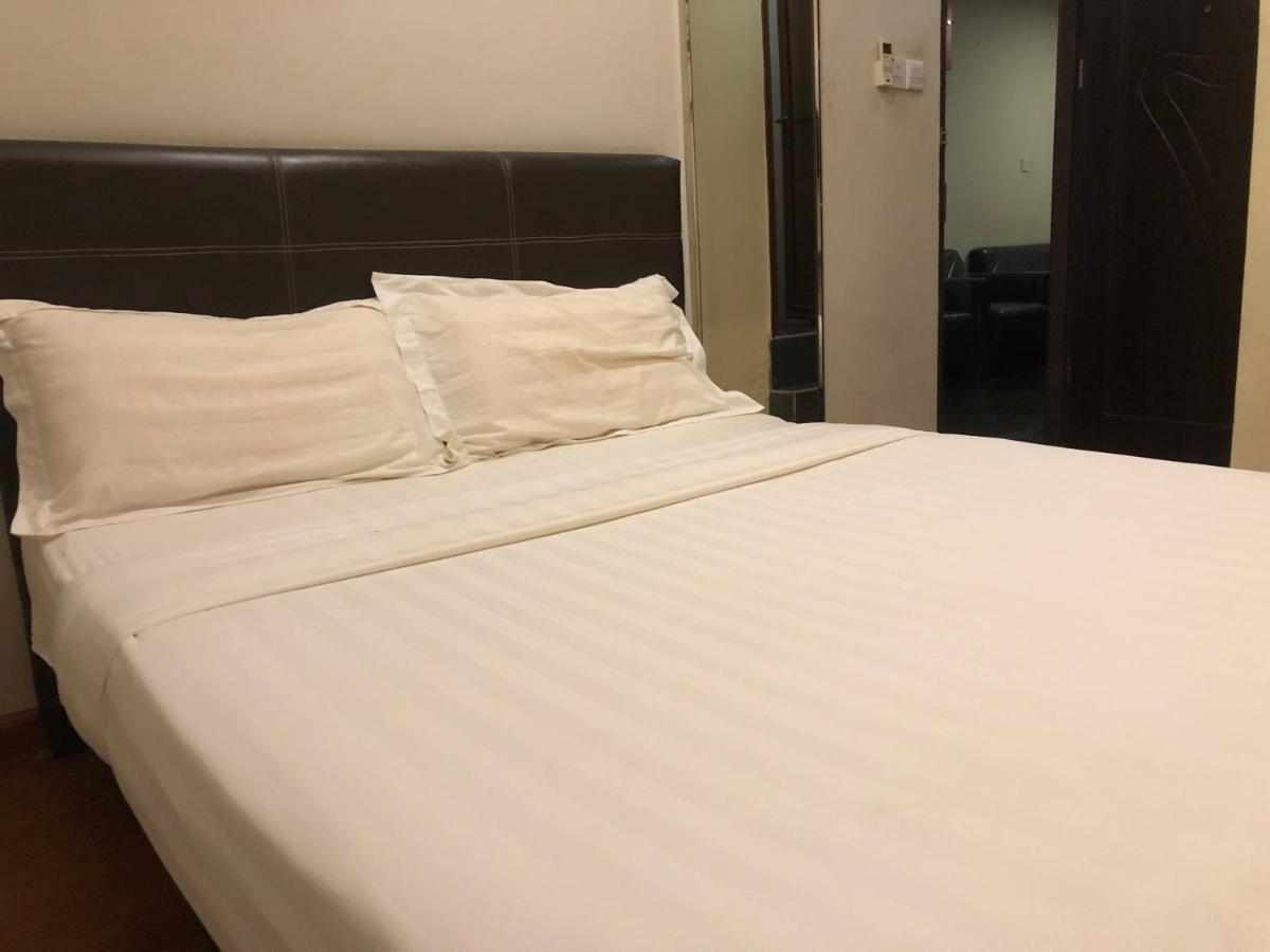 Super Oyo 90668 Joy Inn Miri Εξωτερικό φωτογραφία